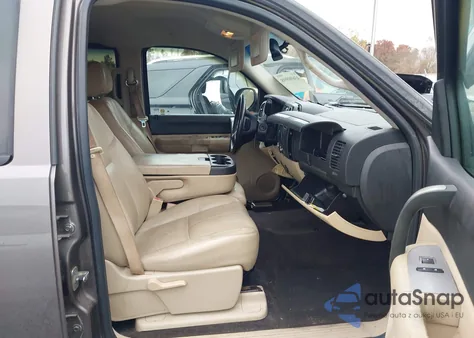 2008 Chevrolet Silverado 1500 Lt1 z USA, uszkodzony, nr VIN 2GCEC13J781324389